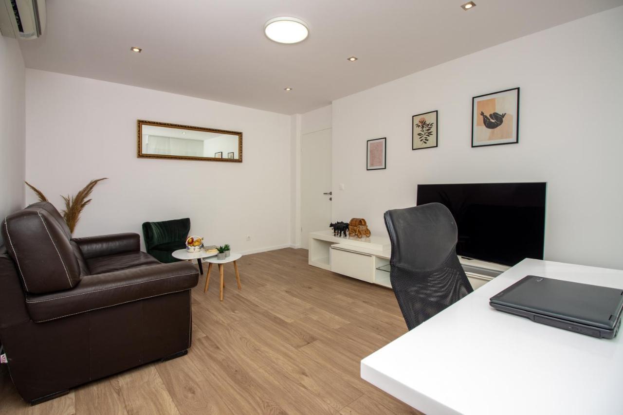 Bura2 , With Private Parking In The Garage Apartman Split Kültér fotó