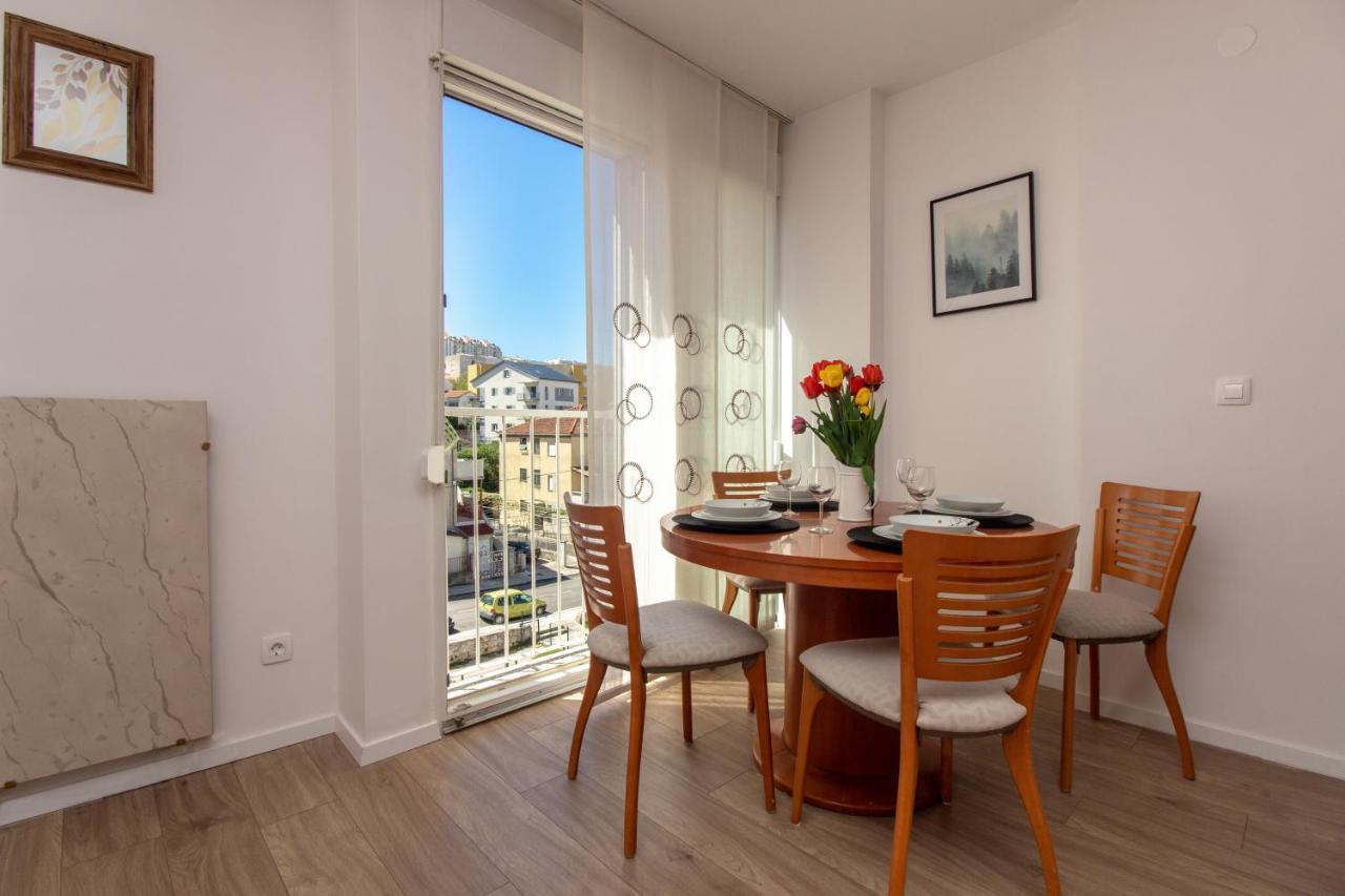 Bura2 , With Private Parking In The Garage Apartman Split Kültér fotó