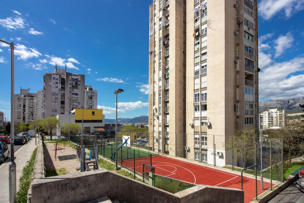 Bura2 , With Private Parking In The Garage Apartman Split Kültér fotó